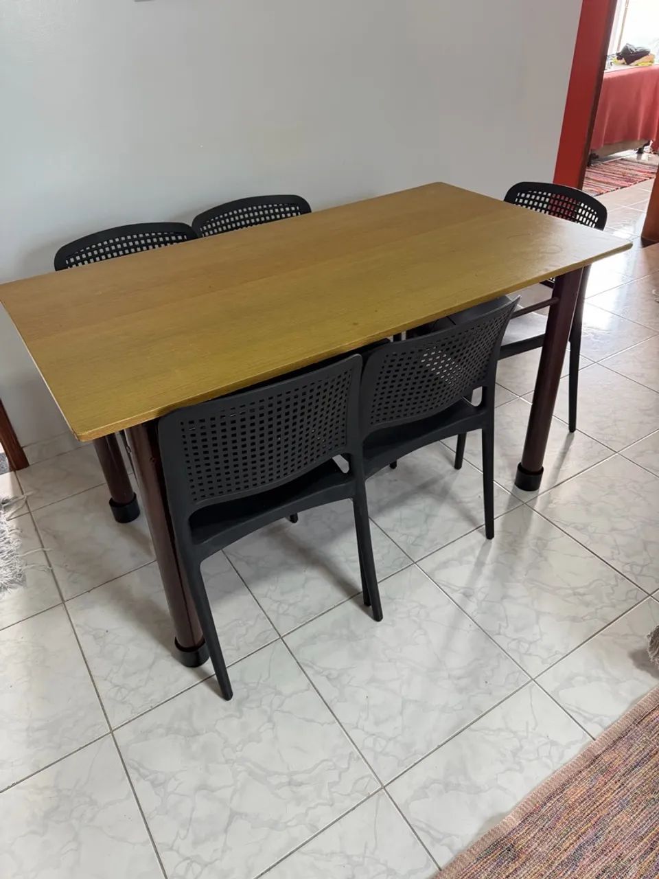 Mesa 6 lugares + 5 cadeiras 