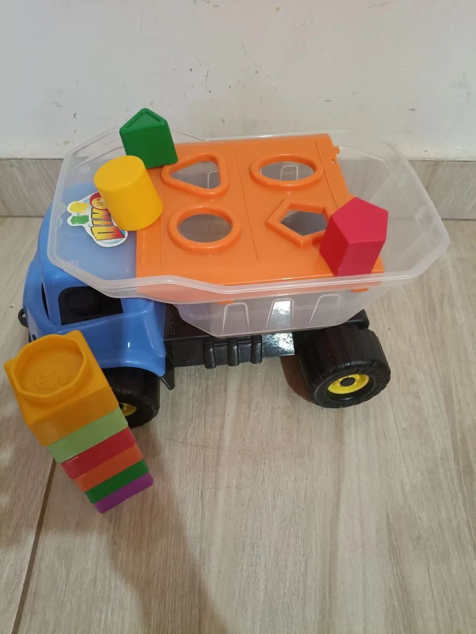 Caminhão com blocos de montar e encaixar - Foto 4