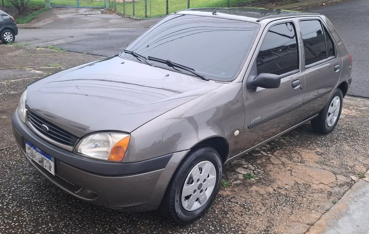 Ford Fiesta Fiesta GL Class 1.0i 5p 2001