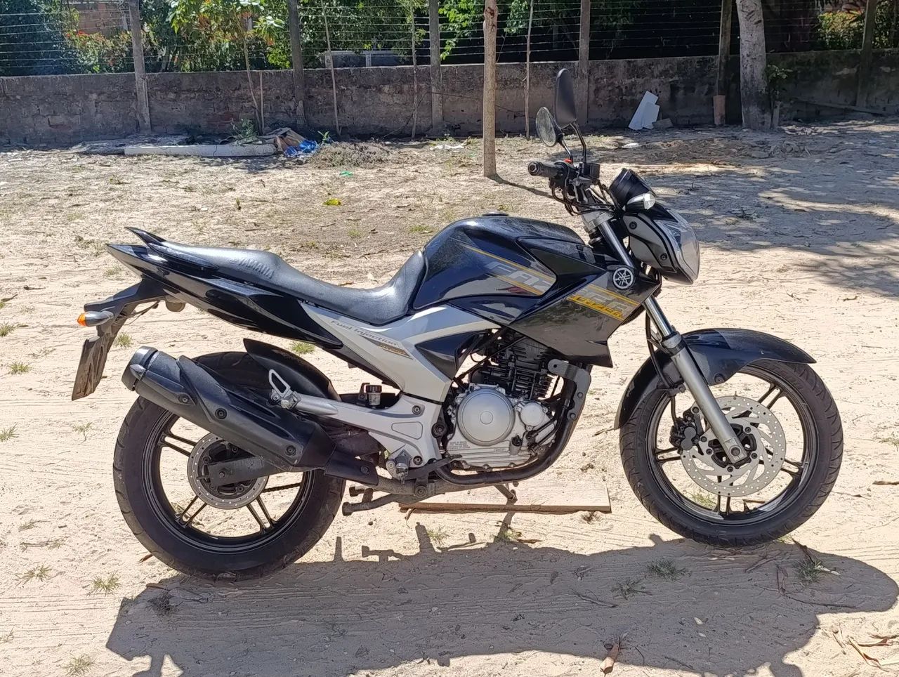 Vende-se  ou troca-se em carro - Foto 5