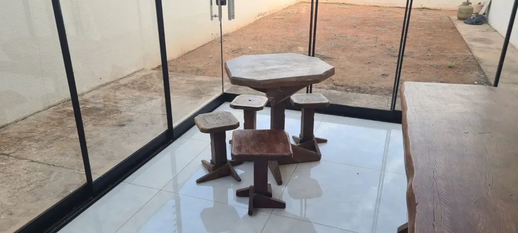 Desapego de móveis rústicos de madeira ? mesa, guarda-roupa, sofá e muito mais!!! - Foto 2