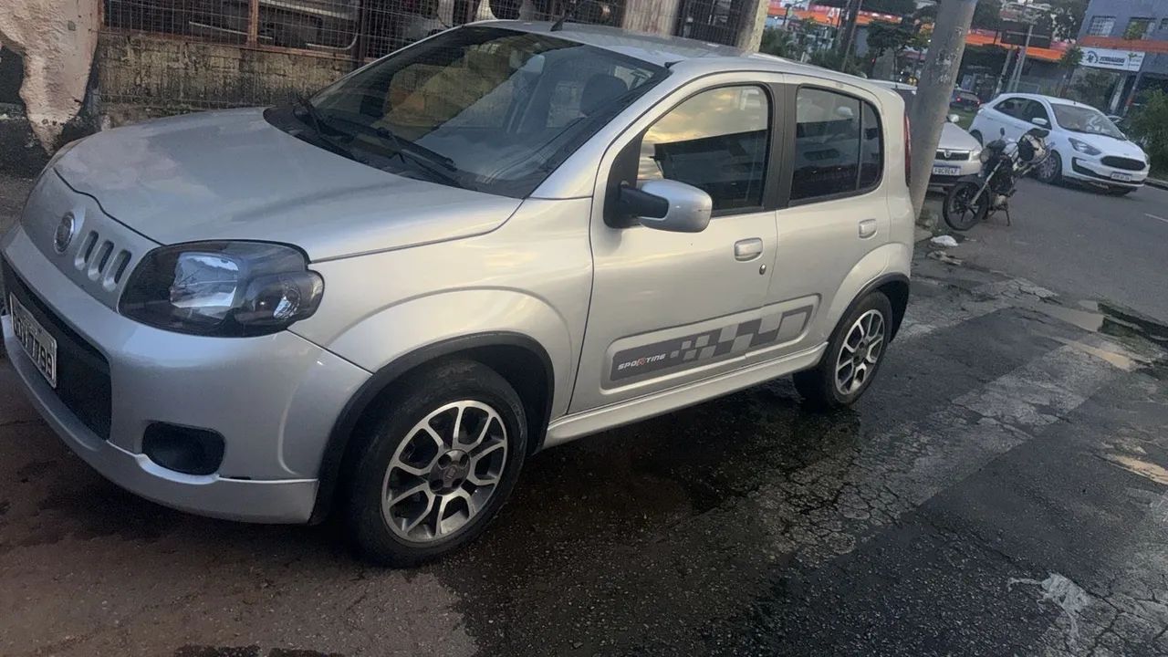 Fiat Uno Sporting 1.4 EVO Fire Flex 8V 4P 2013 - Foto 2
