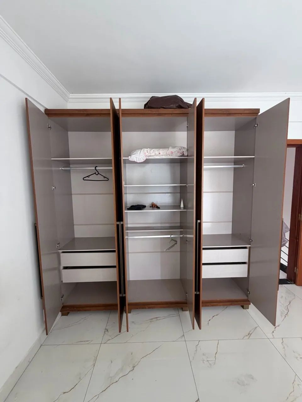 Guarda roupa casal  - Foto 2