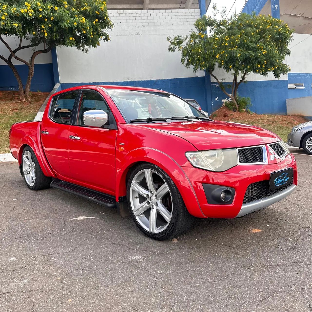 Mitsubishi L200 2012
