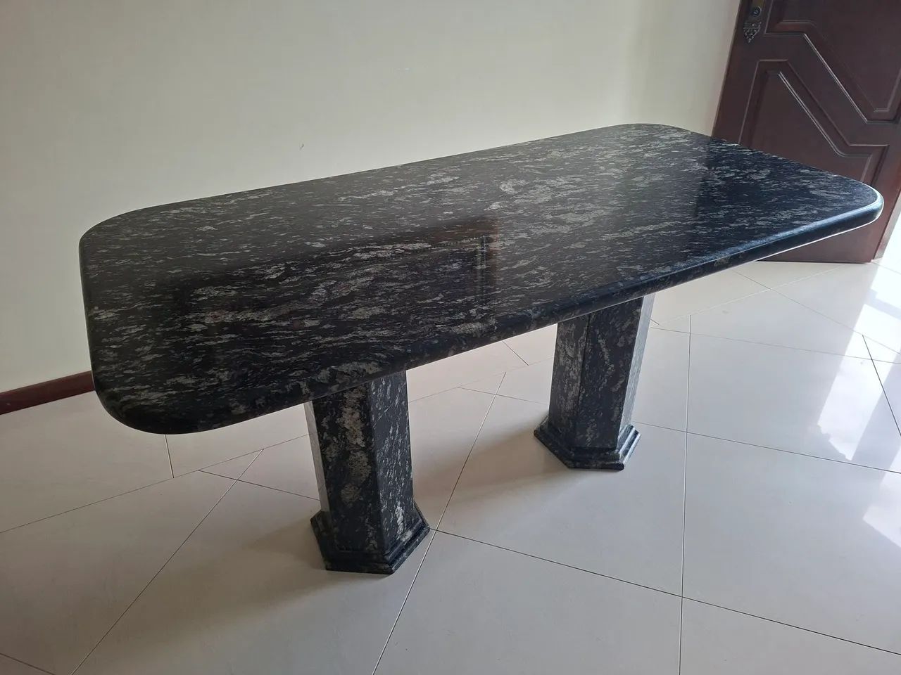 Mesa jantar marmore/granito 160x80x80