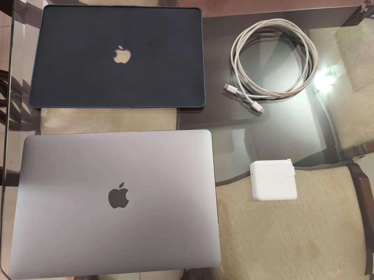 MacBook Pro Apple M1 16GB RAM 1TB SSD - Excelente Estado + Case