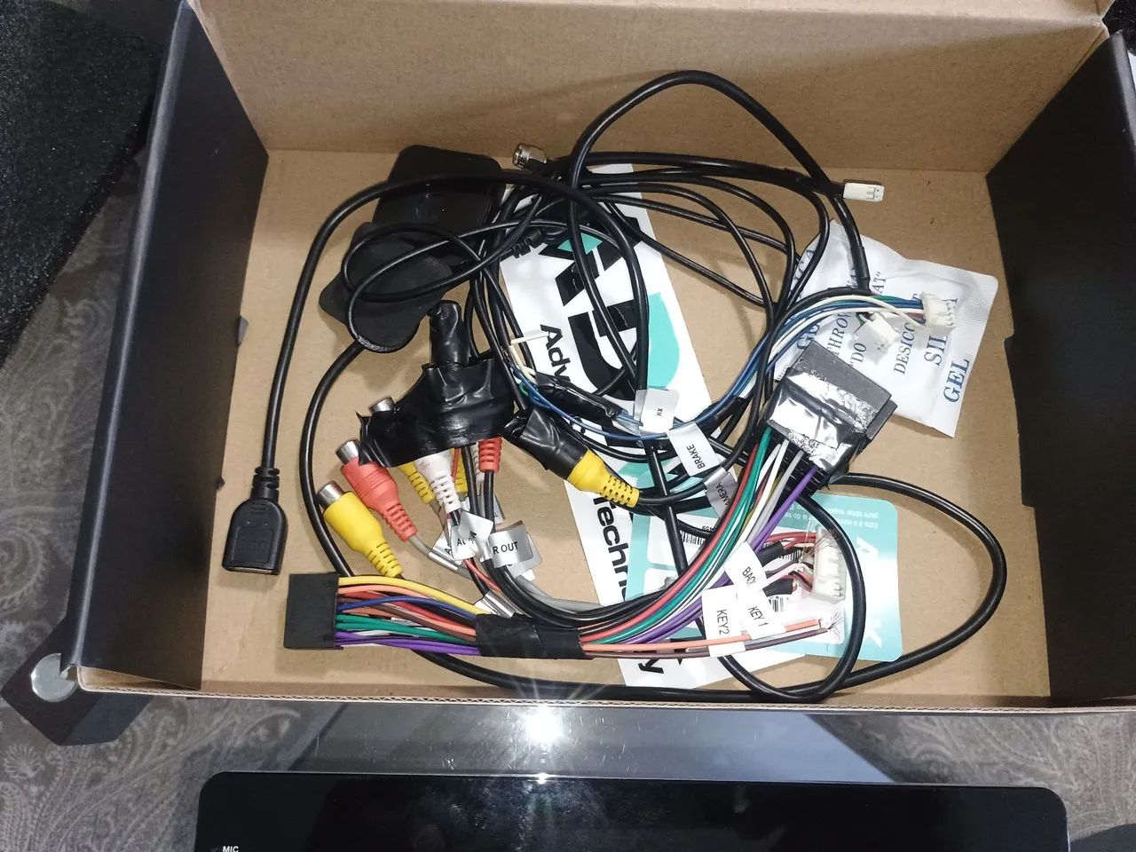 Vendo Kit Multimídia 9 pol. pouco uso ( 1 semana) - Foto 3