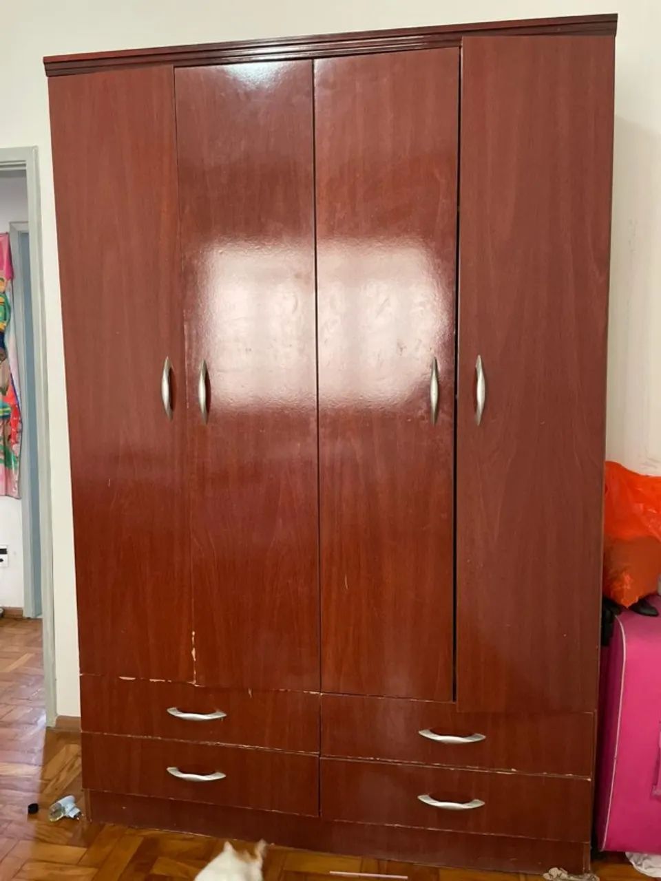 GUARDA-ROUPAS 4 PORTAS E 4 GAVETAS - Foto 4