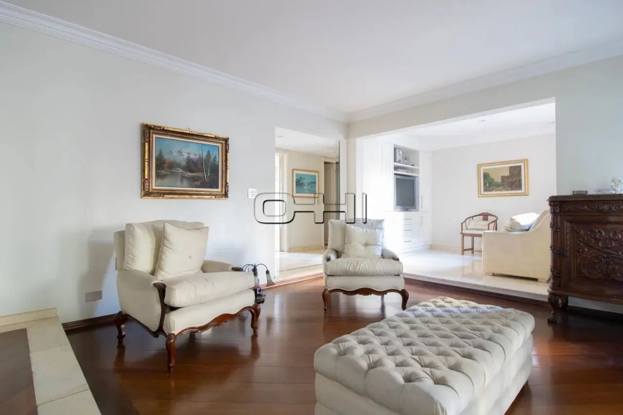 Aluguel Apartamento 3 Dormitórios - 220 m² Moema