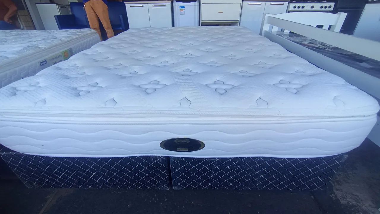 Cama box Queen size Colchão Simons molas ensacandas bambú 
