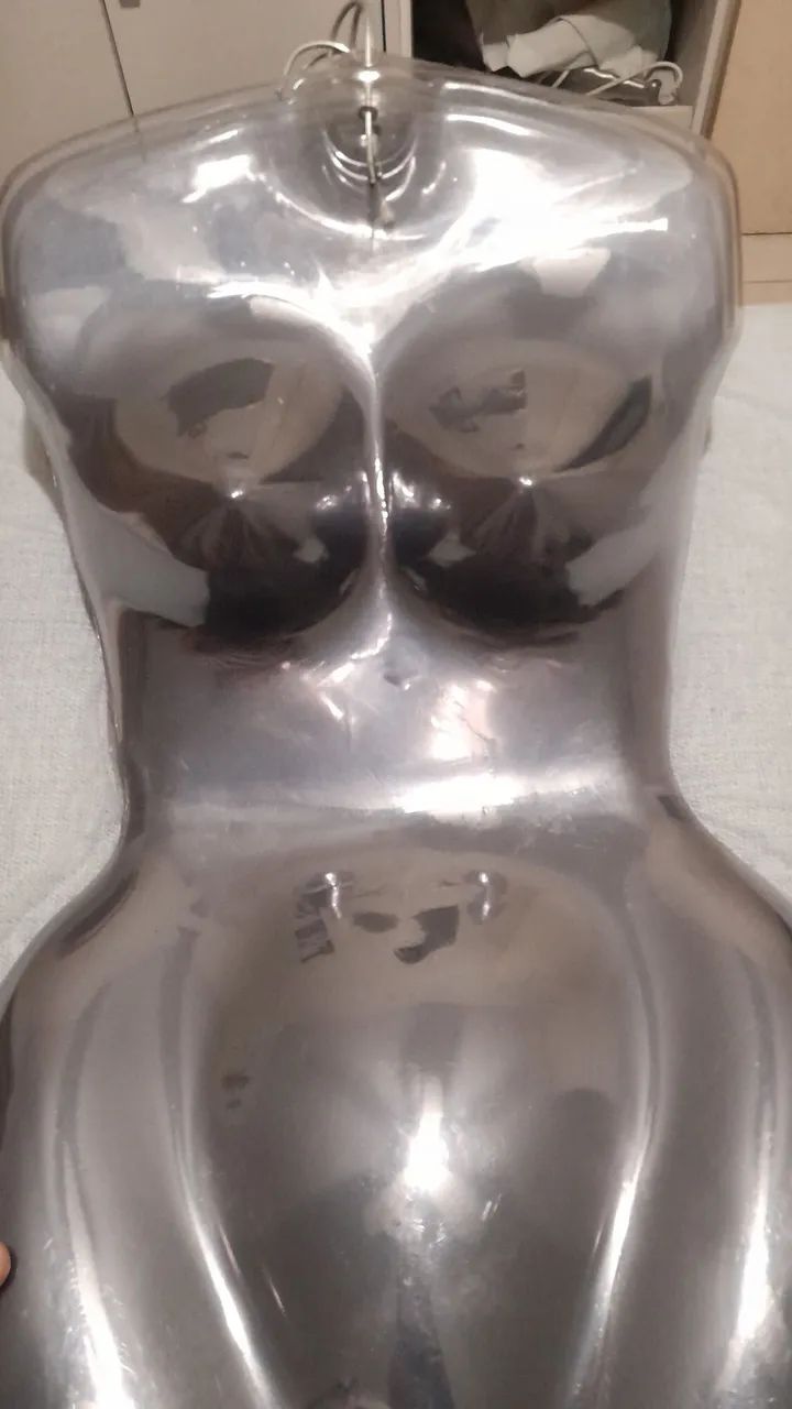 VENDO CABIDES SILHUETA VINIL E CABIDES DE ACRÍLICO 