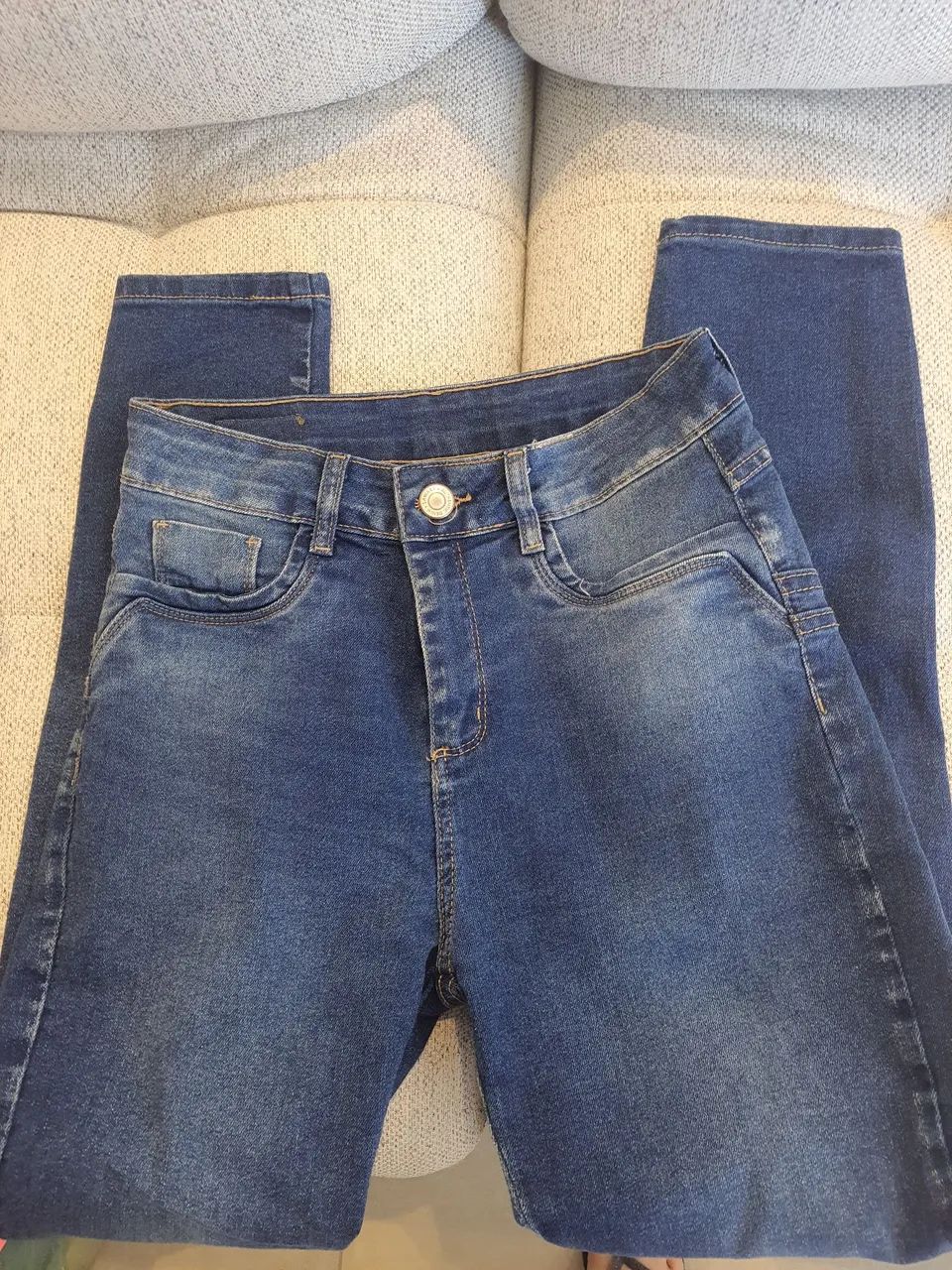 Calças jeans branca,verde e azul