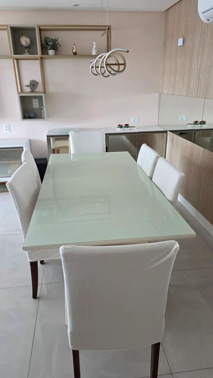 mesa de jantar com 6 cadeiras - Foto 2