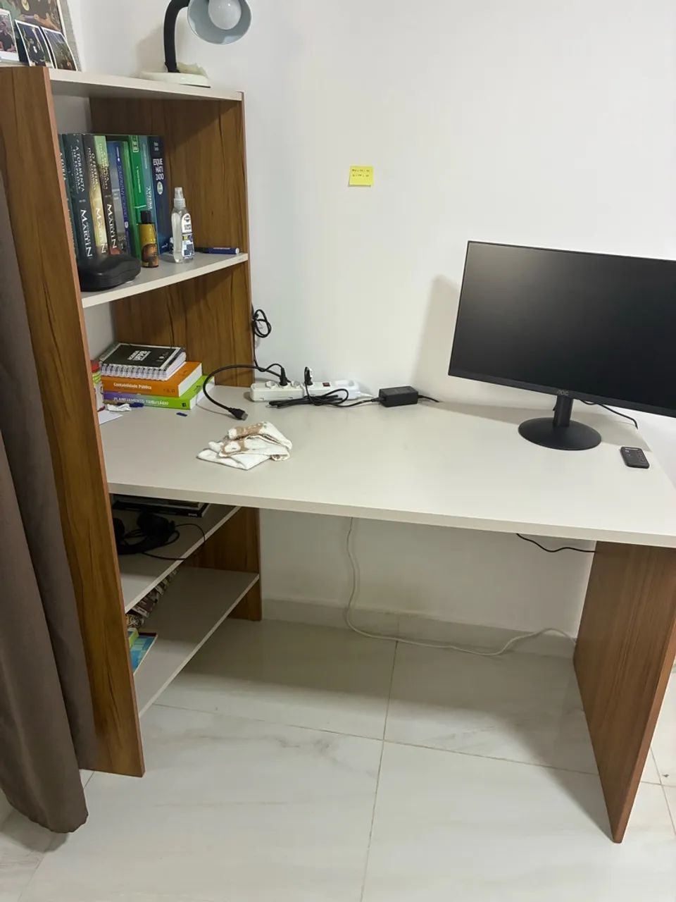 Mesa escrivaninha com estante - Foto 3