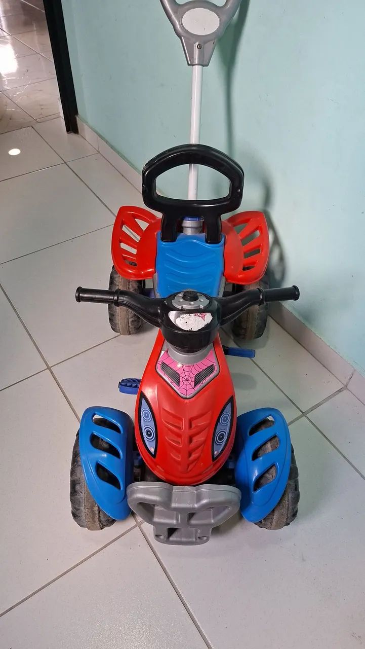 PARA VENDER LOGO CARRINHO DE PASSEIO BEBÊ, E BICICLETA 