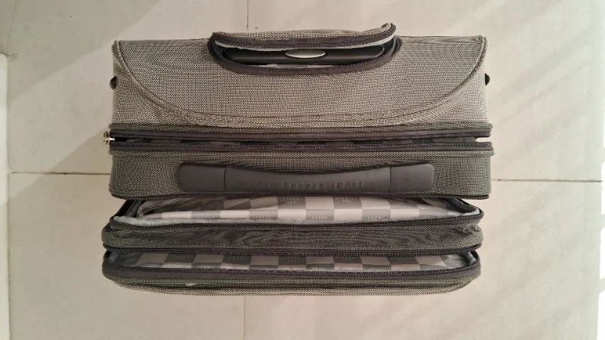 Mala de viagem com rodinhas - Foto 3