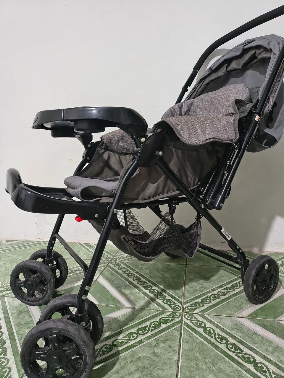 Carrinho de Bebê Retrátil 