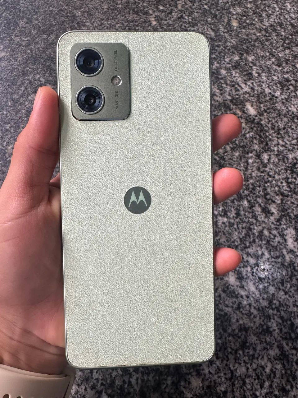 Moto g54