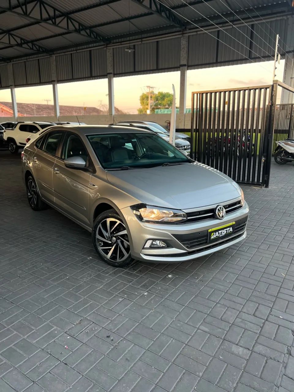 Volkswagen Virtus 1.0 200 TSI HIGHLINE AUTOMÁTICO 2021