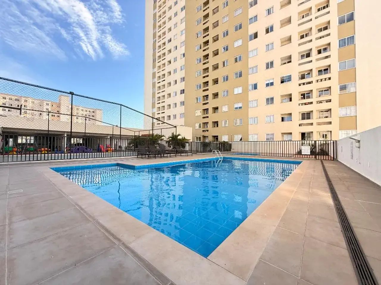 Apartamento para alugar em Maringá, Parque Industrial, com 2 quartos, com 51.63 m², Terra 