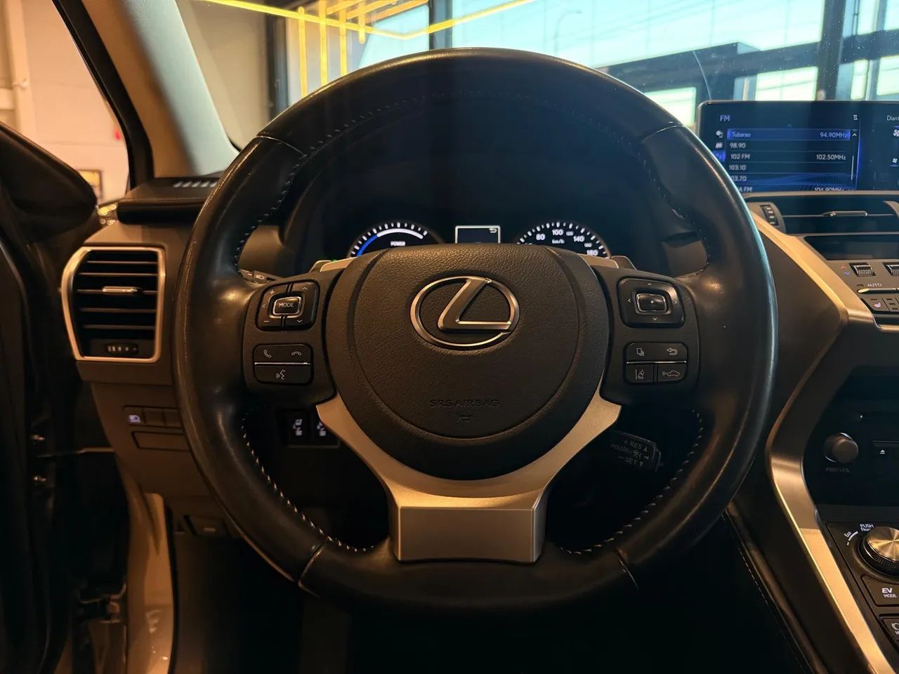 Lexus NX-300 H F-sport 2.5 16V Aut., foto 11 de 16