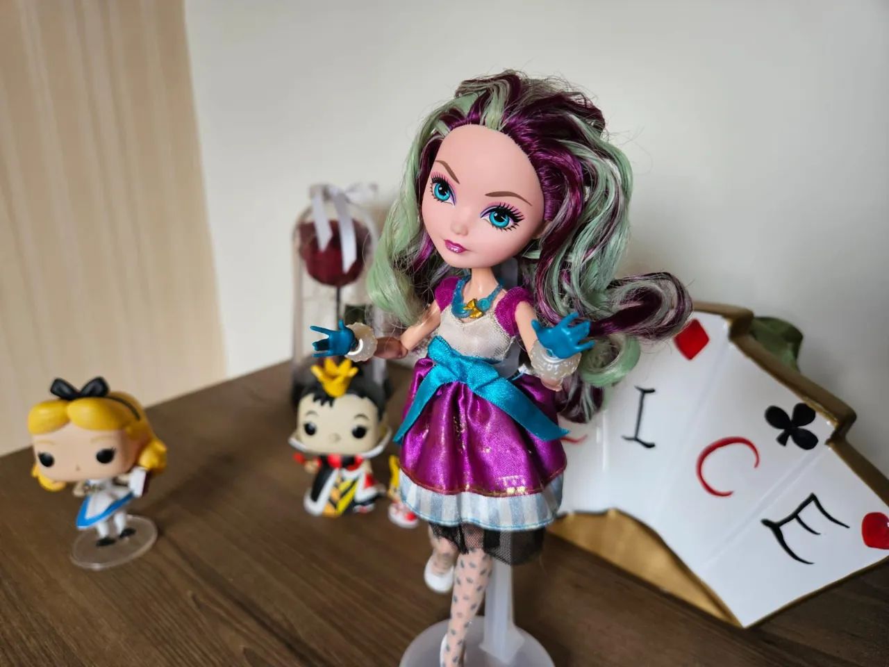 Boneca Madeline Hatter Básica Ever After High - Foto 4