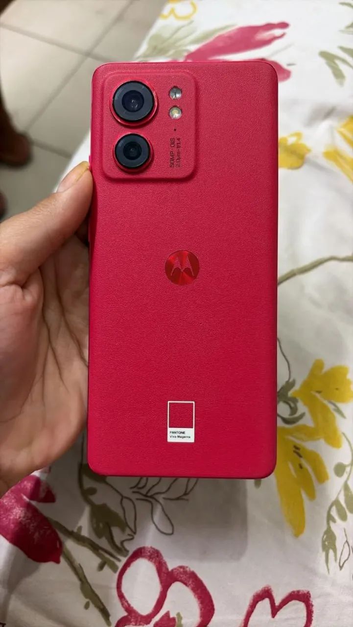 Motorola Edge 40 - Foto 2