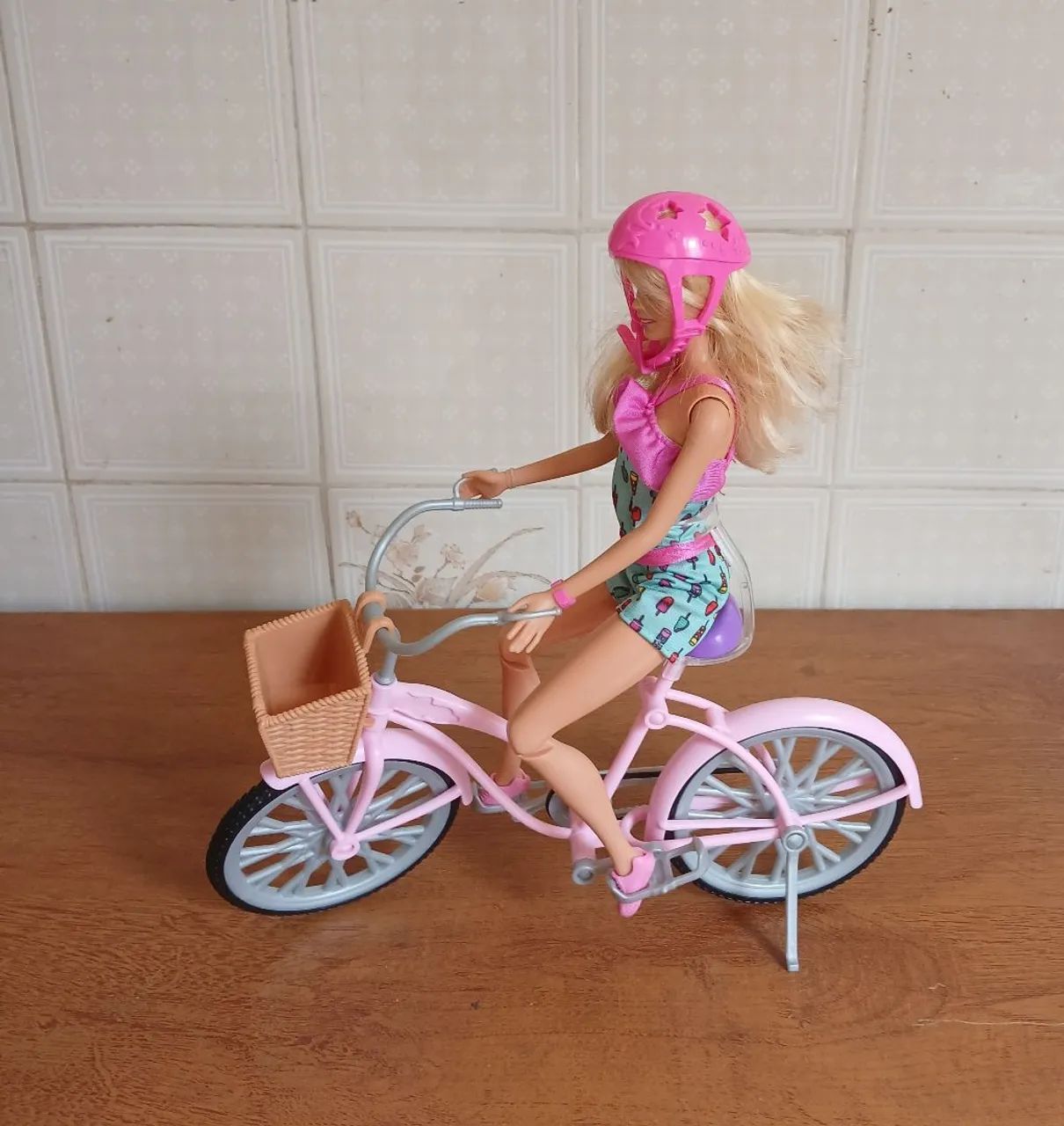 Boneca Barbie Passeio de Bicicleta - Foto 2