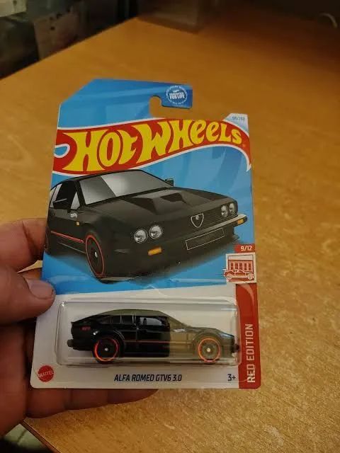 Hotwheels Alfa Romeu GTV6 3.0 (Red edition)