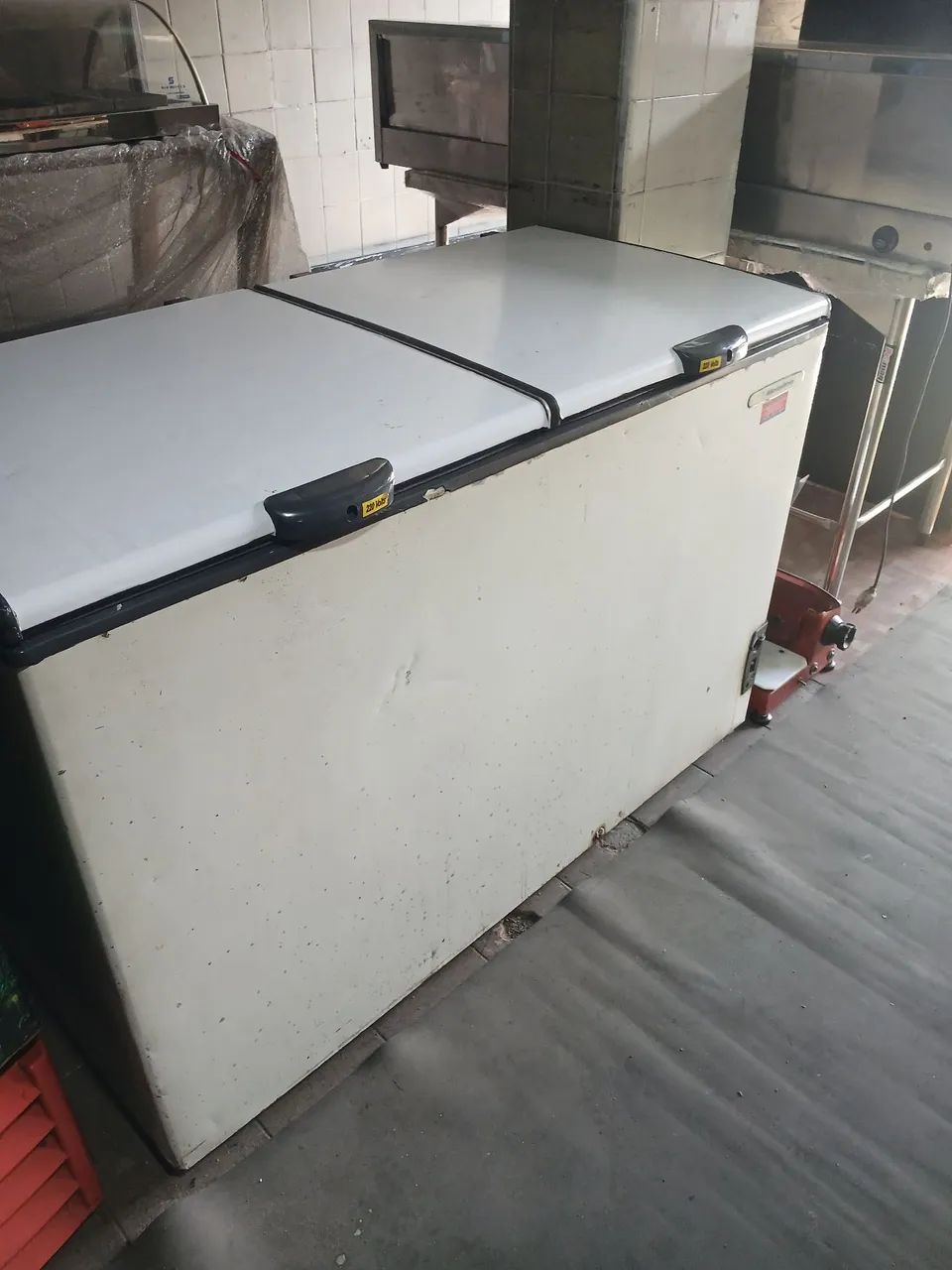 Freezer horizontal e freezer vertical
