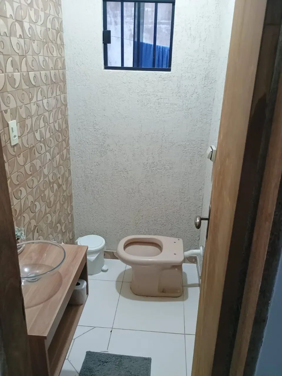 EXCELENTE OPORTUNIDADE  CASA AMPLA E BEM LOCALIZADA! - Foto 3
