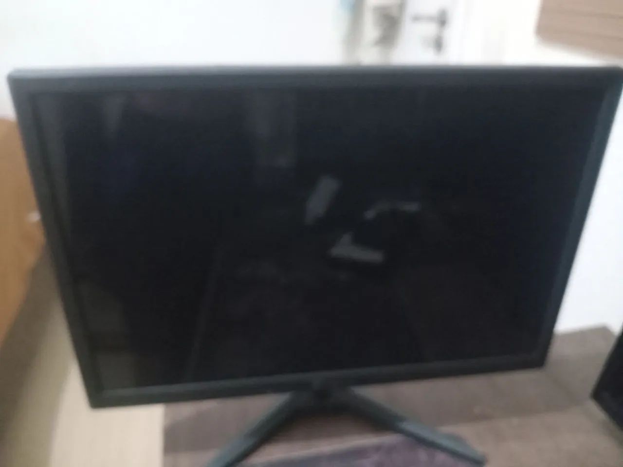 Monitor viewpro 19 polegadas 2 meses de uso