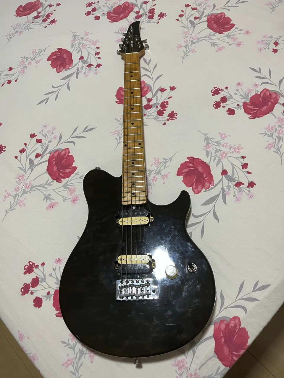 Guitarra Tagima 