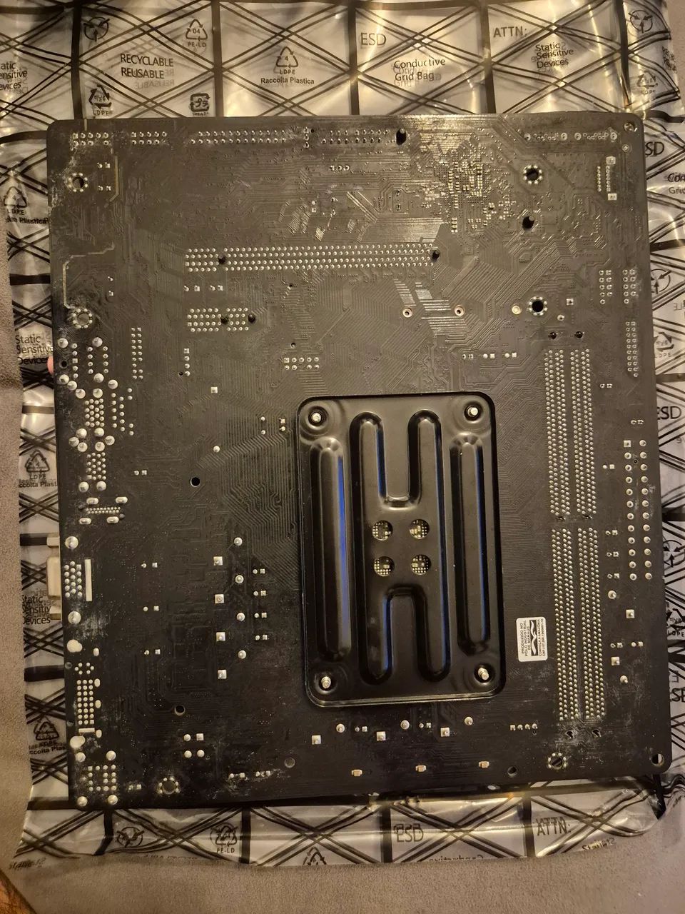 Placa mãe ASRock A320M HD - Foto 2