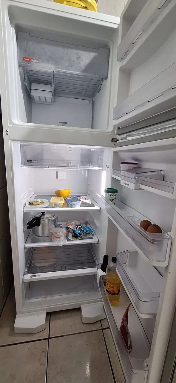 Geladeira Brastemp 400L (linda!) - menos de um ano de uso e bem conservada! - Foto 2