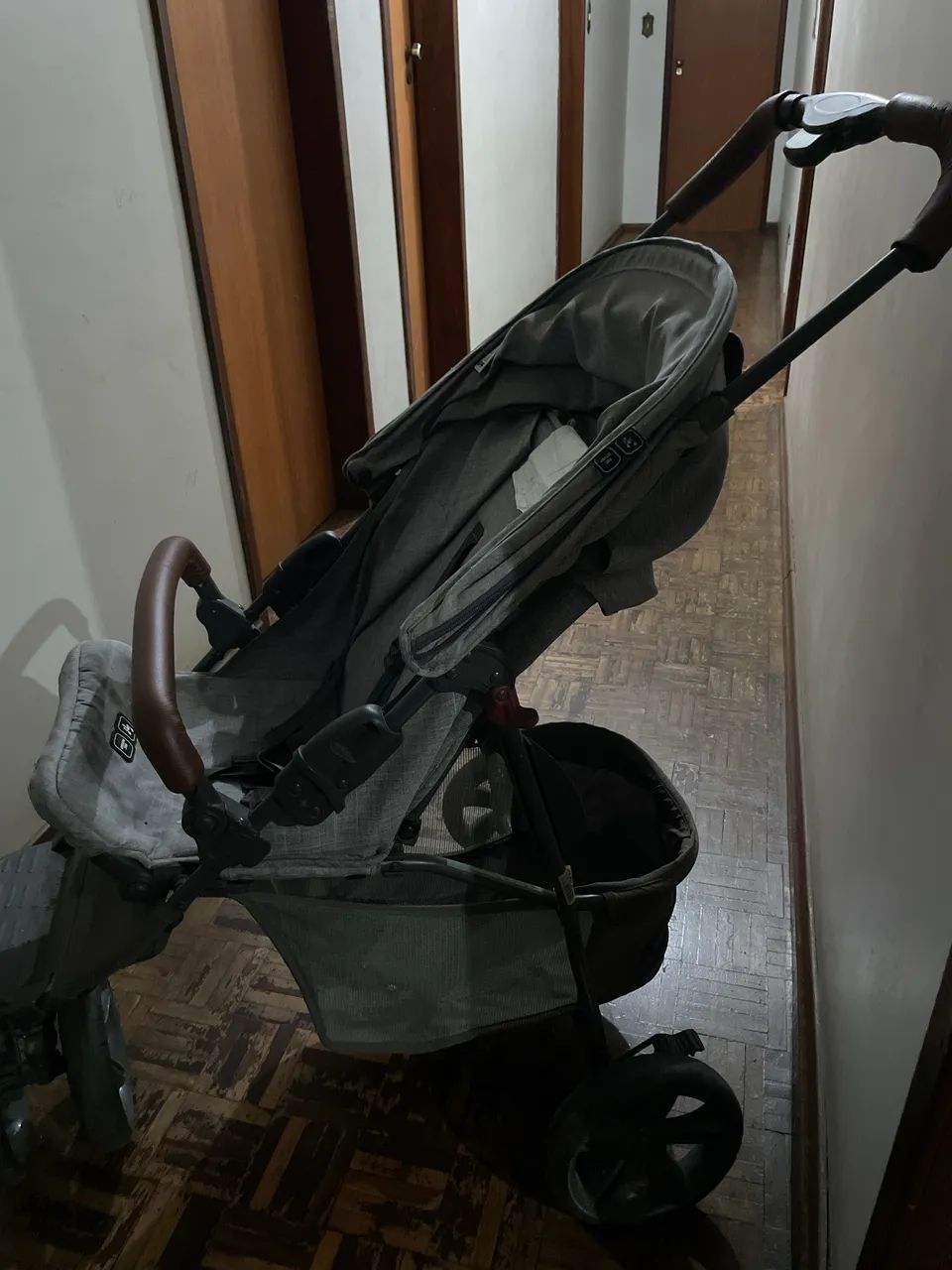 Carrinho de Bebê importado dos EUA pouco usado - Foto 2
