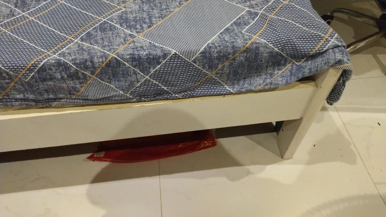 Cama solteiro 100% MDF semi nova - Foto 2