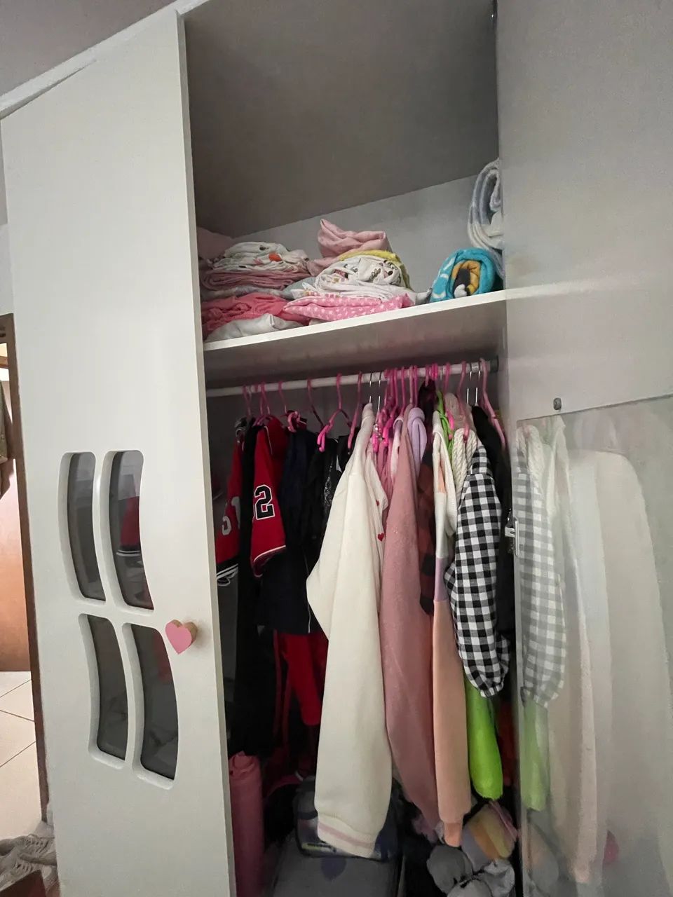 Guarda roupa infantil - 100% MDF - usado  - Foto 3