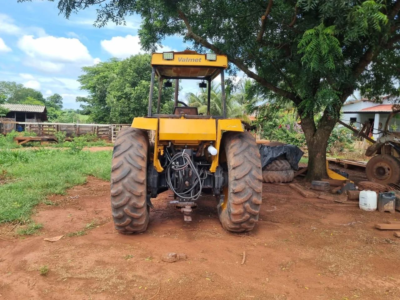 Trator Valmet 148 com conjunto de lâmina  - Foto 3