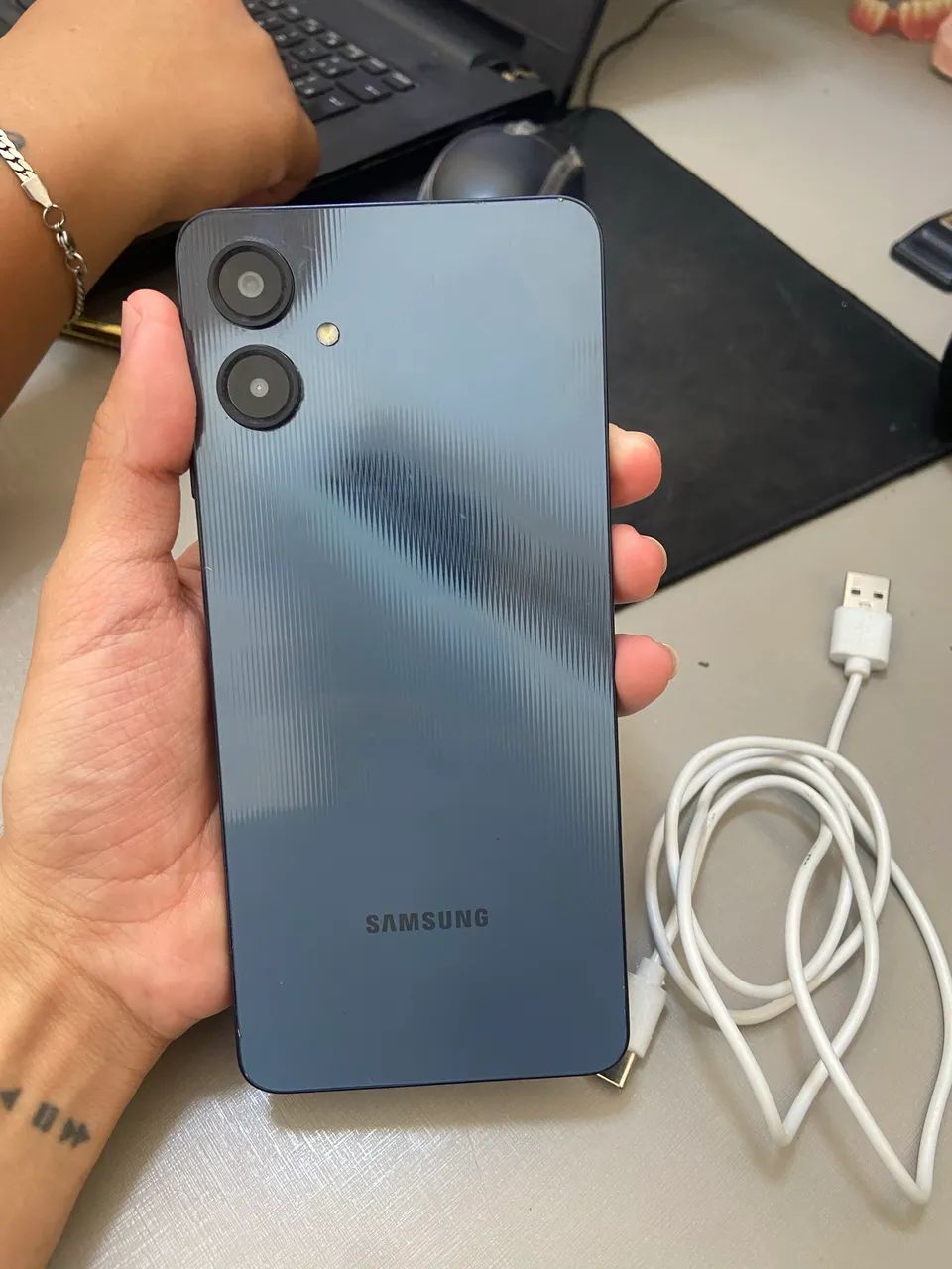 Celular Samsung A6 - Foto 3