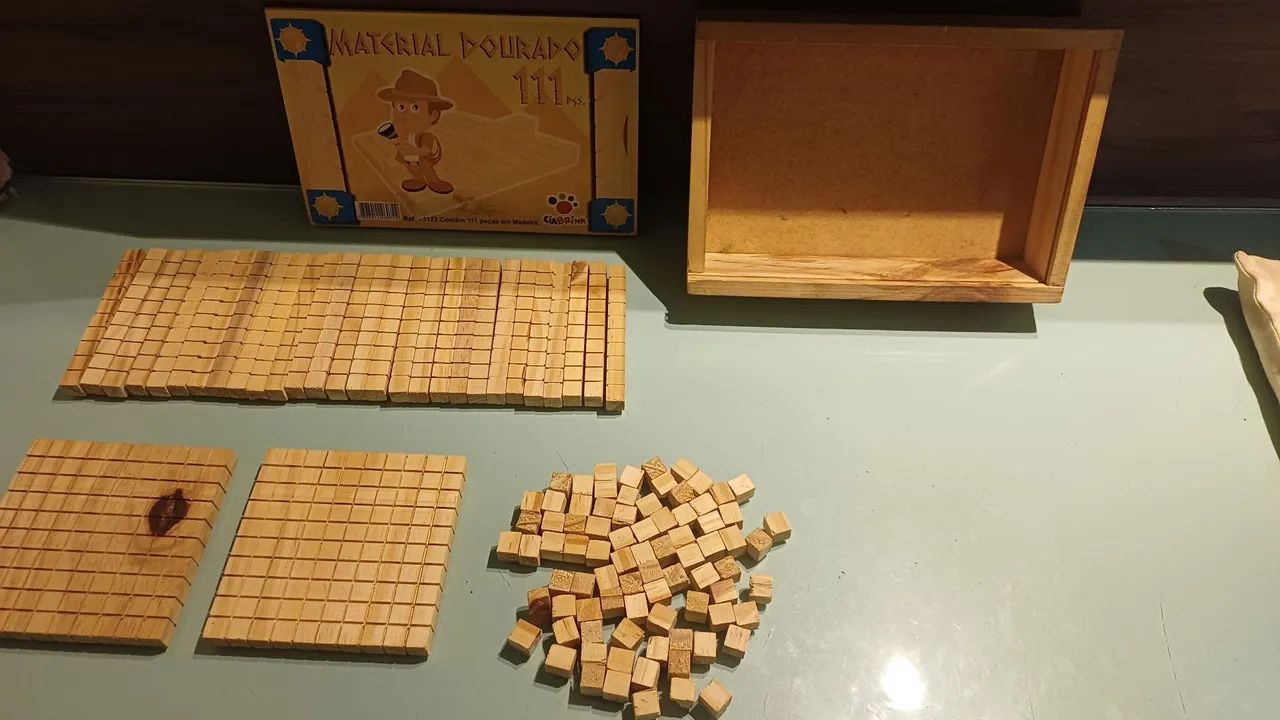 Material dourado - Foto 2