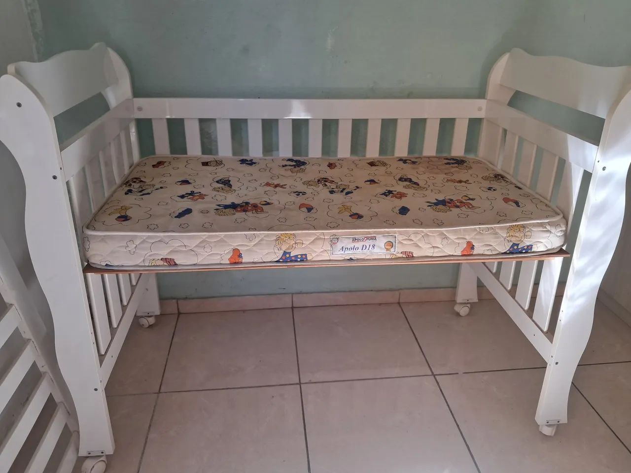 Berço Americano branco com colchão.  - Foto 2