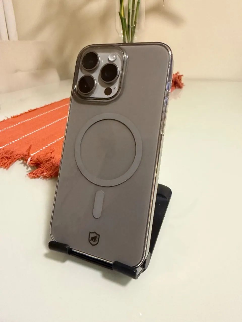 iPhone 15 Pro Max - 256gb - Titânio Natural - Foto 2
