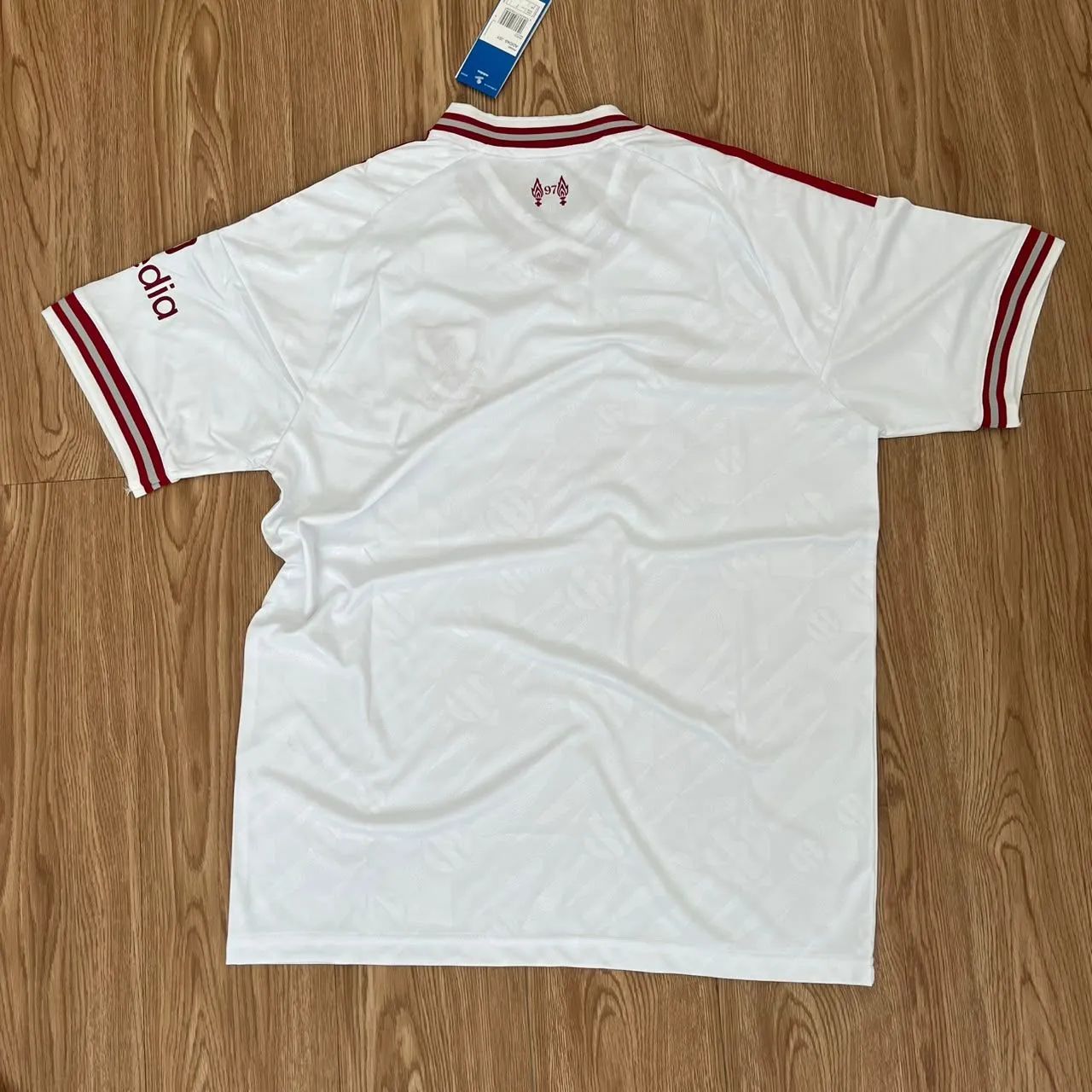 CAMISA DO LIVERPOOL 26/27 - Foto 4