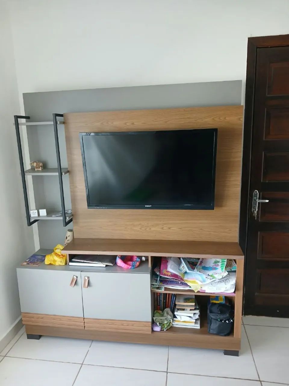 Vendo Rack para TV com 1,61m - Foto 2