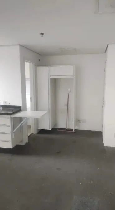 Sala comercial na Rua Zanzibar, 544 - Conjunto 68  40 m²