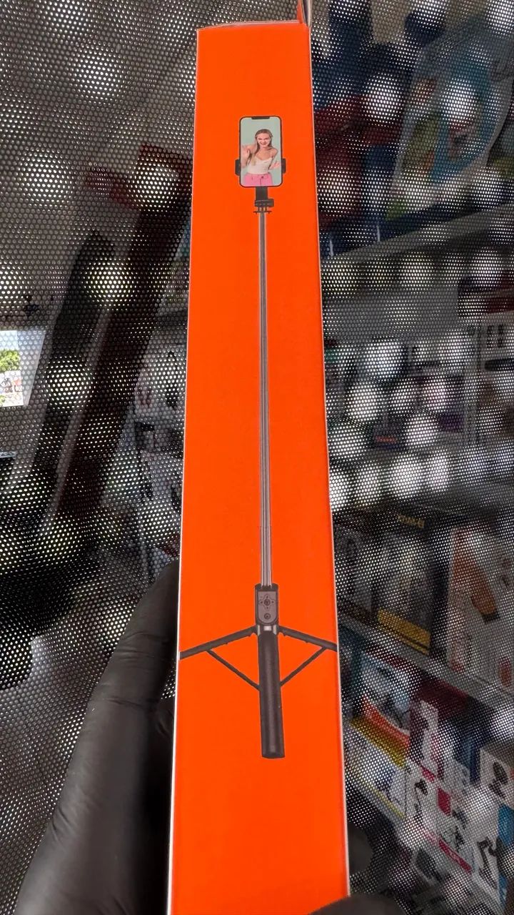 Bastão de Selfie 3 em 1 com Tripé e Controle Bluetooth - Foto 3