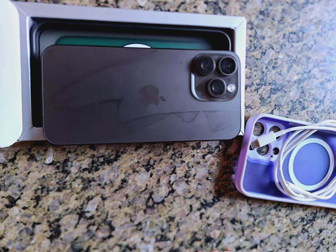 IPhone 15 Pro Max - Tela trocada - Foto 5