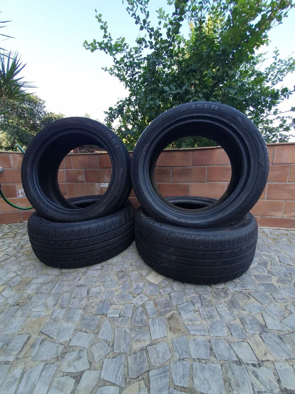 ? JOGO DE 4 PNEUS ARO 17 - AOSEN 225/50 R17
