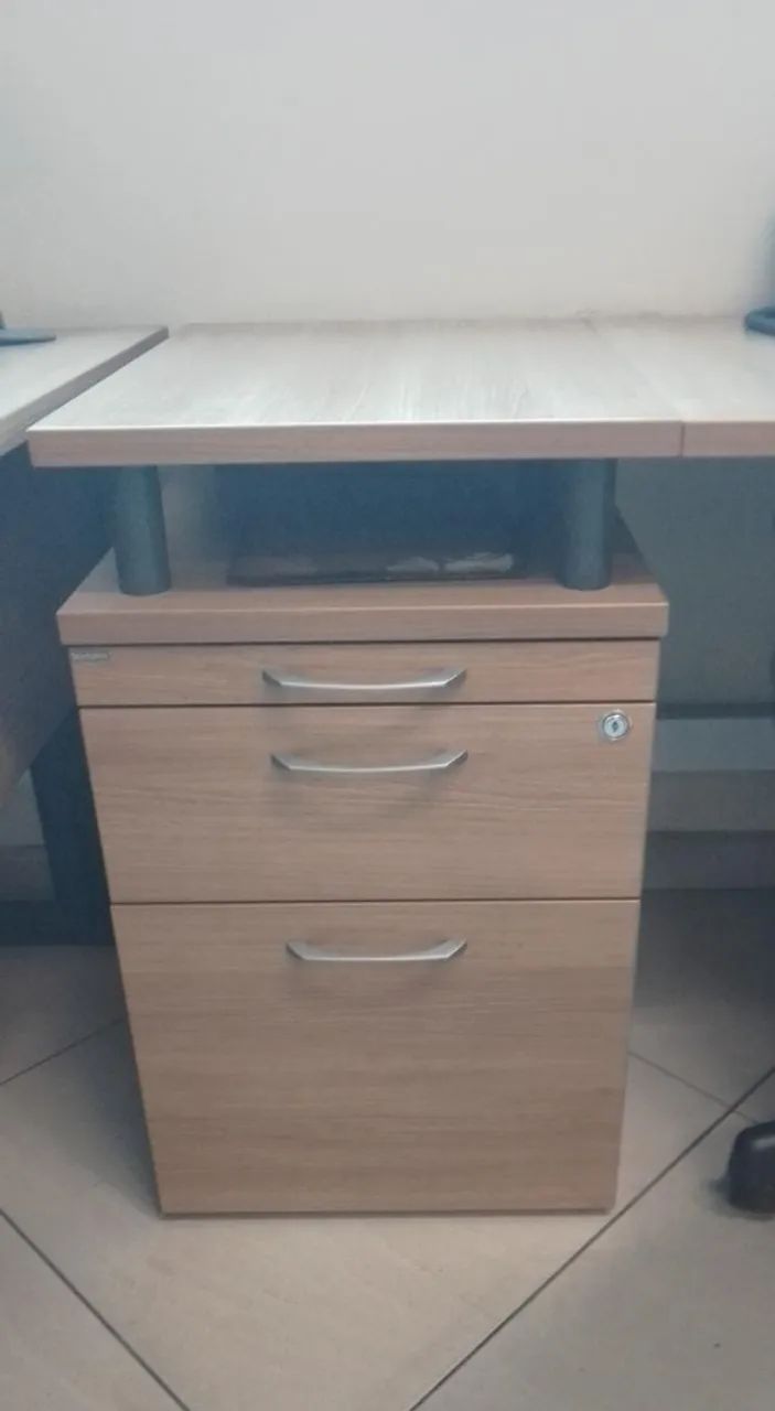 Mesa Angular Circular - Foto 2